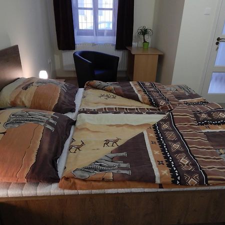 Mosonmagyaróvár Csillagvirag Apartman 아파트 외부 사진