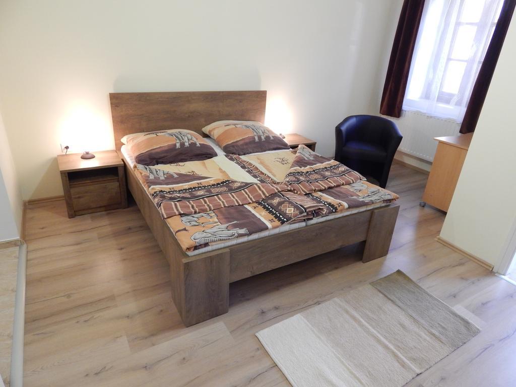 Mosonmagyaróvár Csillagvirag Apartman 아파트 외부 사진